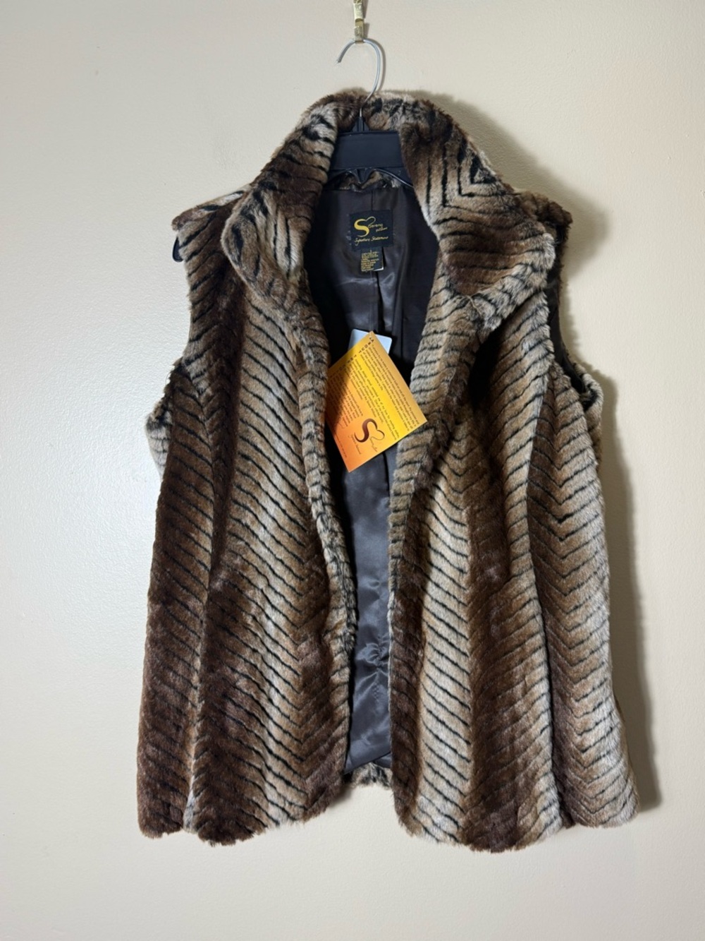 Serena Williams Faux Fur Vest Tiger Stripe NWT Women's Large Statement